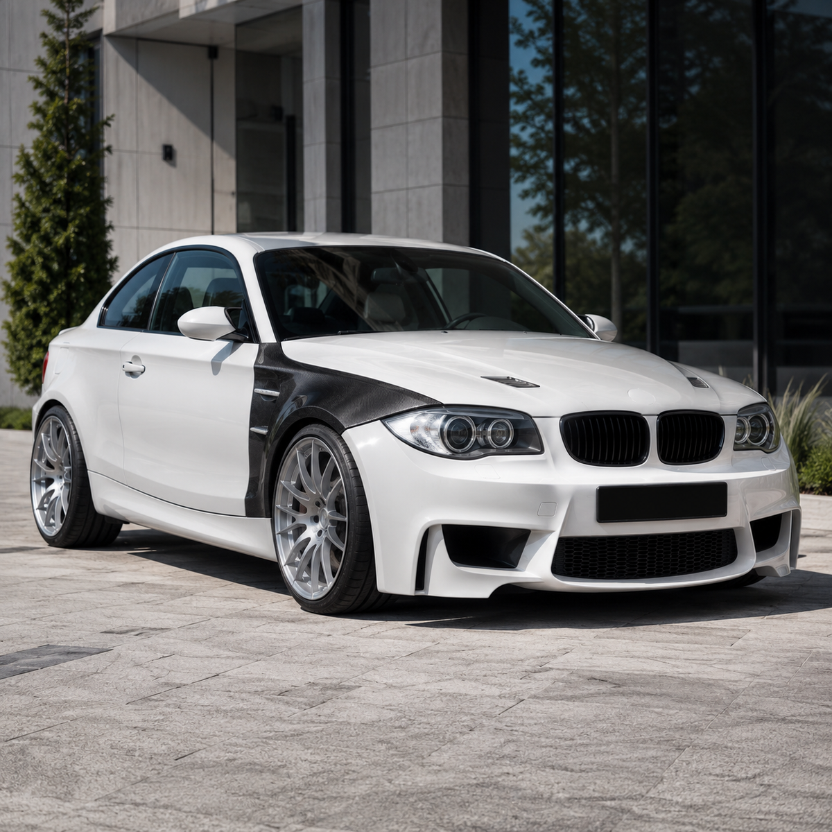 Carbon fiber front fender for BMW E82 1M / E88 1 Series Coupe