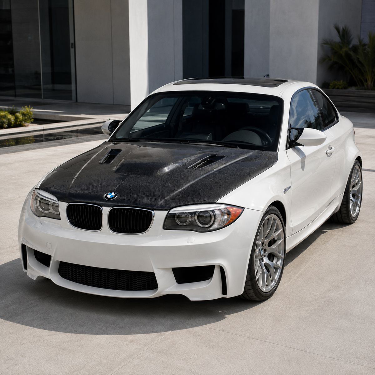 Carbon Fiber Engine Hood Front Bonnet Compatible with E82 1M E88 1 Series Coupe Auto Body Replacement Parts