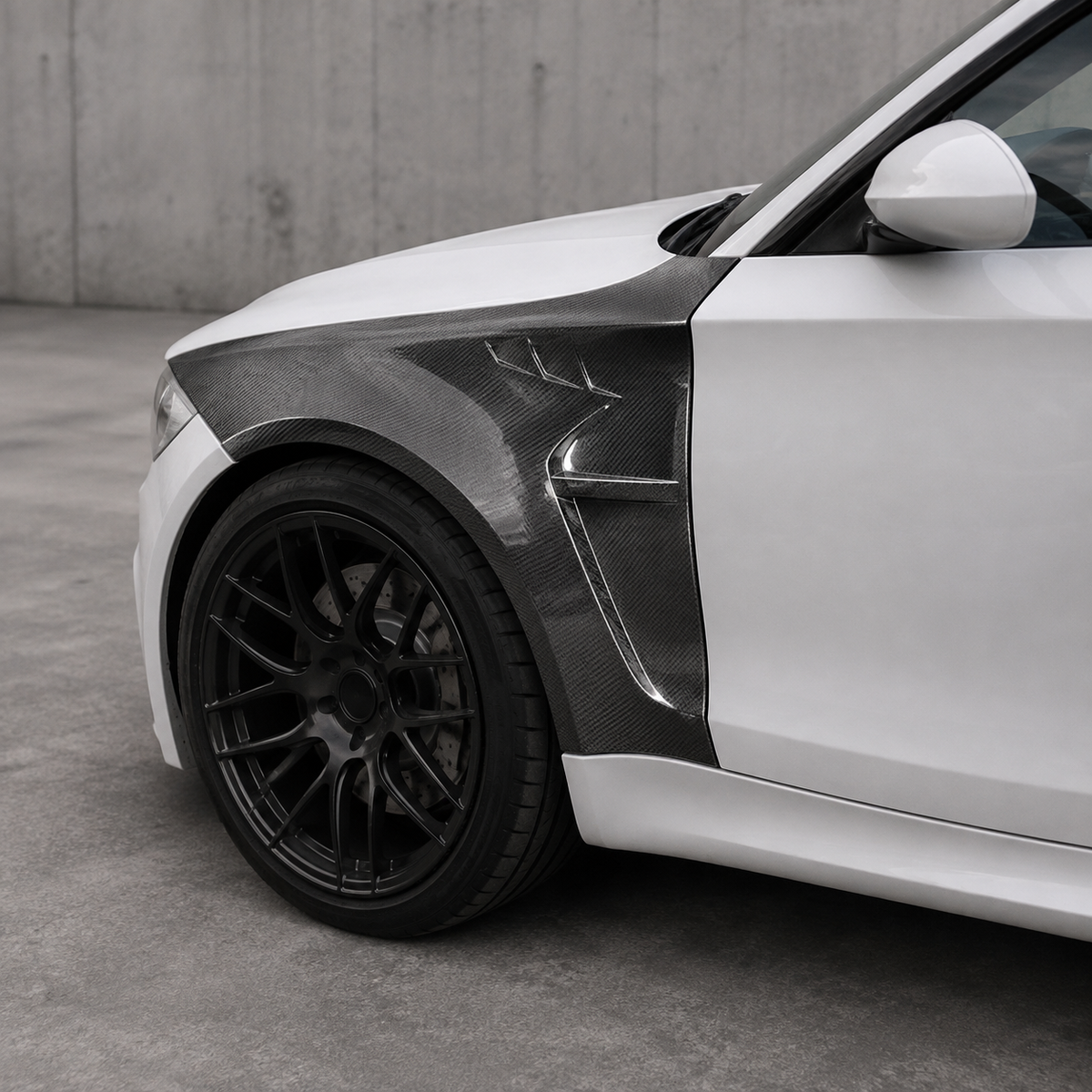 BMW E82 1M Carbon Fiber Front Fender