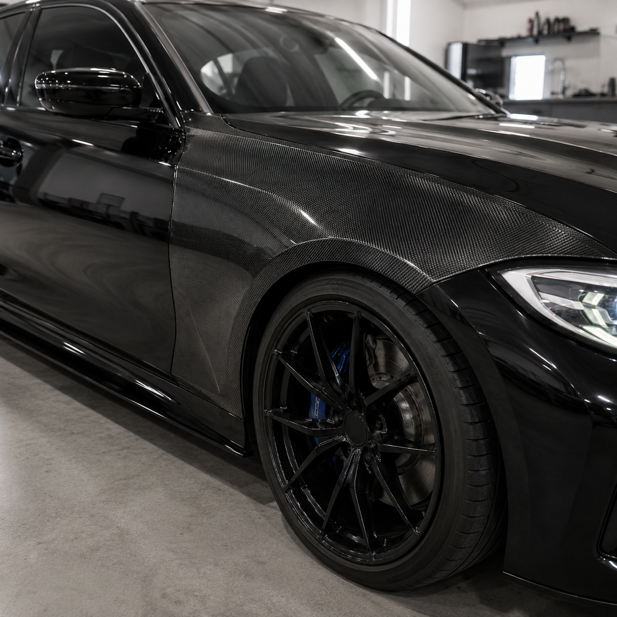 BMW G20/G28 3 Series LCI 2020–2022 Carbon Fiber Front Fenders – Gloss Black